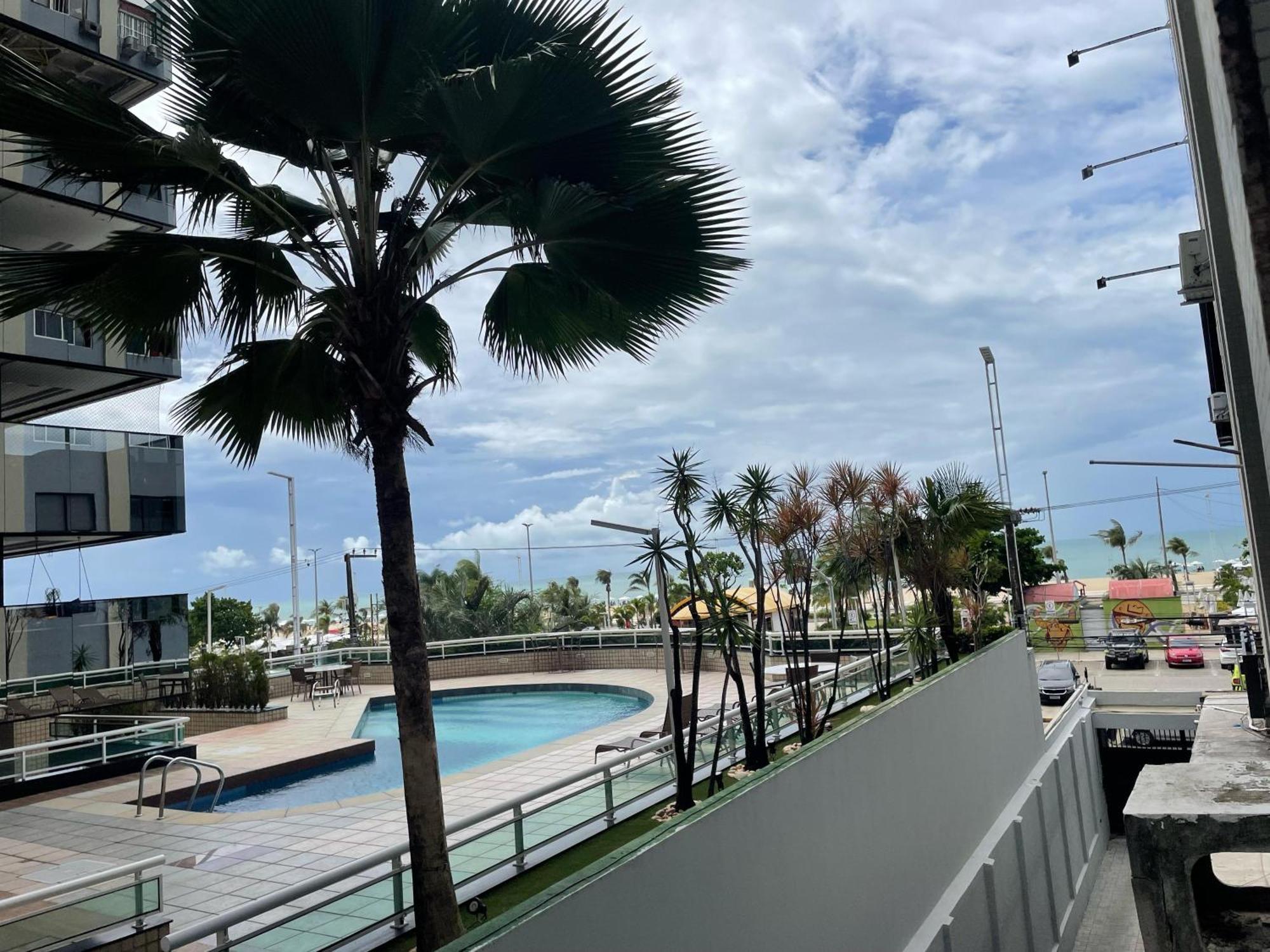 Beira Mar Apartment *